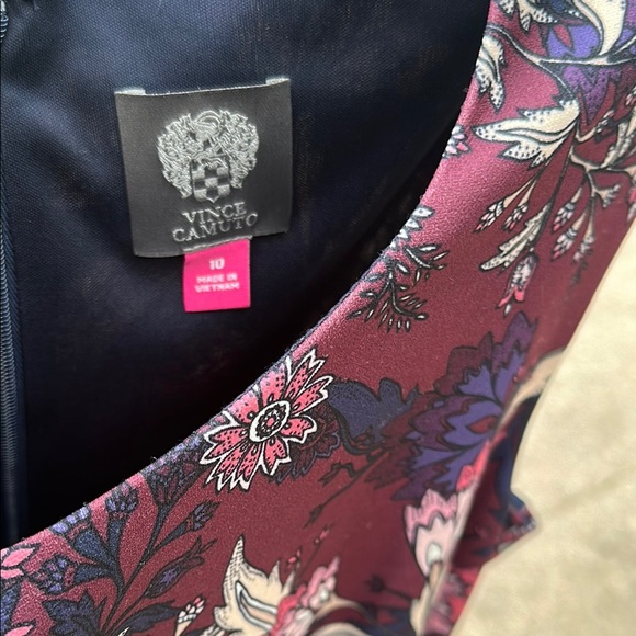 Elegant Asymmetrical Floral Dress in Burgundy and Navy - Picture 16 of 16